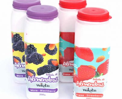 Bebida de almendras de mora y fresa pack